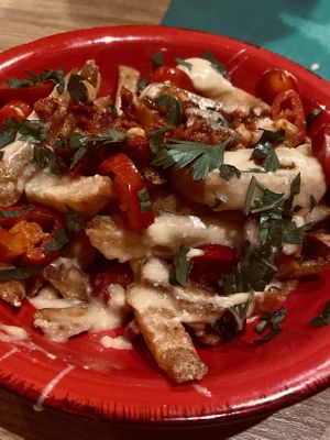 Chili-Cheez-Pommes at Vegano in Gross-gerau