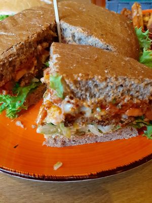 Also the nacho burger with chili sin carne👍👍 at Vegano in Gross-gerau