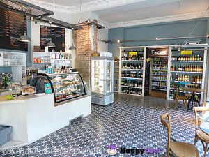 Inside Valladares cafe/deli and shop. at Valladares in Berlin