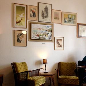 Cozy dinning room at Valladares in Berlin