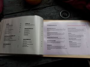 Menu pages at Valladares in Berlin