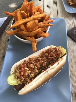 Hotdog & sweet potato fries at Valladares in Berlin