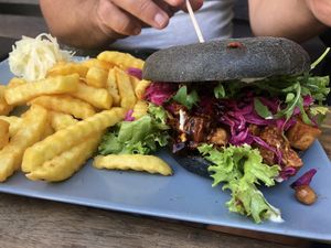 Jackfruit burger at Valladares in Berlin