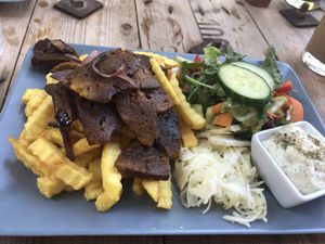 Gyrosteller at Valladares in Berlin