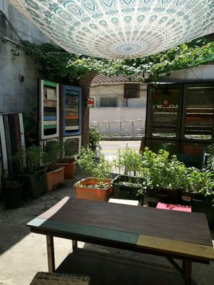Entry and small outside eating area at The 2nd Rogpa Shop & Cafe in Seoul