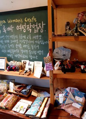 buy something at The 2nd Rogpa Shop & Cafe in Seoul