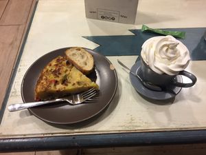 Tortilla and hot cholcolate  at Bohemian Lane in Bilbao
