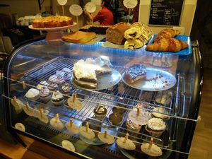 vegan cakes at Bohemian Lane in Bilbao