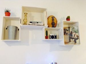 Wall detail / detalle de la pared at Bohemian Lane in Bilbao