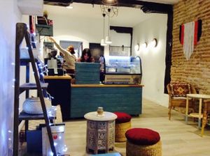 Inside  view / vista del interior at Bohemian Lane in Bilbao