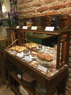 El local at Bohemian Lane in Bilbao