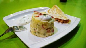 Tapa of the day: Ensaladilla rusa at El Oju in Granada