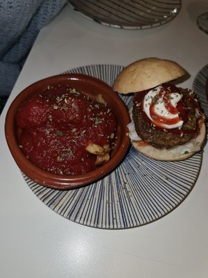 Sad meatballs and a burger tapas at El Oju in Granada