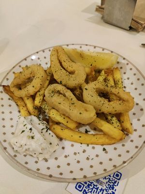 Vegan calamari at El Oju in Granada