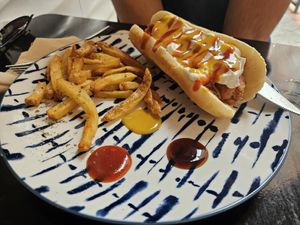 Rico pero frío at El Oju in Granada