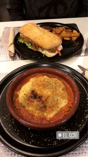 Lasagna at El Oju in Granada