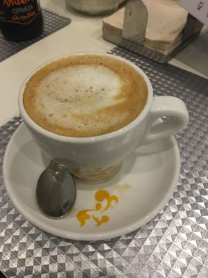 Cafe with soy milk at El Oju in Granada