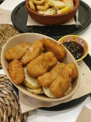"Nuggets" at El Oju in Granada