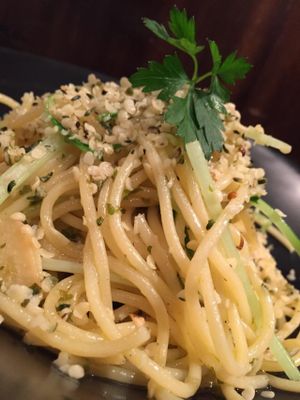 hemp peperontino pasta at Hang Out in Tokyo