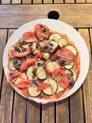 Vegan pizzaa  at Naturally Fiordland in Te Anau