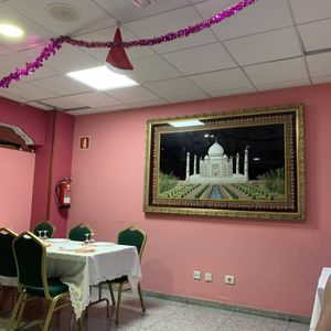 Aesthetic furnishings  at Maharaja Palace Indian Tandoori Restaurant in Gran Canaria