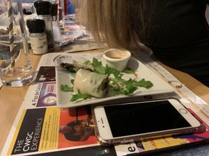 What was left of the spring roll with Vietnamese sauce at Mezzaluna in Saint-laurent-blangy