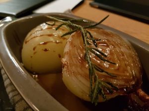 Onion  at 8ablish Cafe in Tokyo