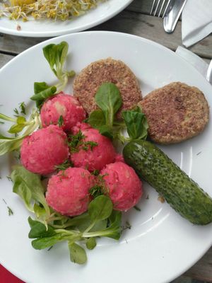 Burgery z kaszy. at Restauracja Ciasna in Torun