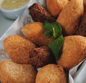 Salgadinhos at Vaca Louca Cafe in Maringa