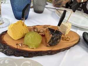 Tabla de quesos   at Casa Chema in Oviedo