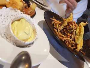 Fried vegetables with curry veganaise at Casa Chema in Oviedo