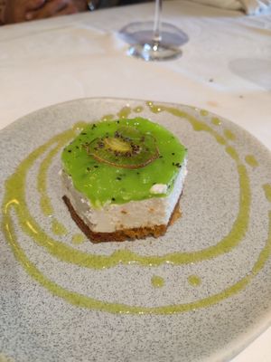 Kiwi cheesecake at Casa Chema in Oviedo