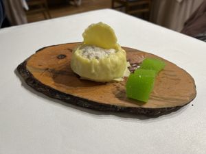 Queso de anacardo envuelto en manteca de cacao y dulce de manzana   at Casa Chema in Oviedo