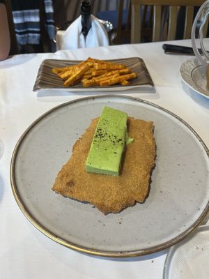 Escalope con queso vegano de albahaca y batatas  at Casa Chema in Oviedo