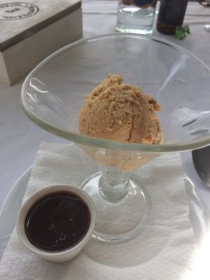 Helado vegano de turrón at Casa Chema in Oviedo