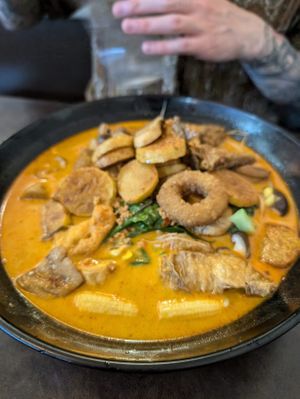 It's not a camera trick, this bowl is giant at Xing Hua Vegetarian 兴化美食 - Fortune Centre in Central Singapore