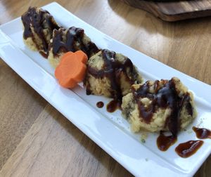 shizen shiitake
stuffed with shredded tofu, matcha salt at Shizen Vegan Sushi Bar in San Francisco