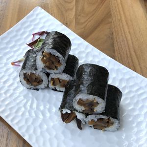 shiitake maki at Shizen Vegan Sushi Bar in San Francisco