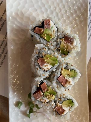 Philadelphia roll at Shizen Vegan Sushi Bar in San Francisco