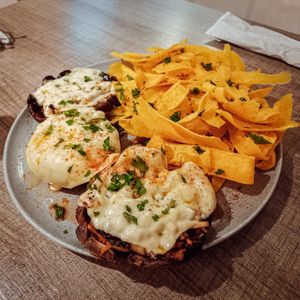 Hongos Portobello Relleno de vegetales (Vegan) 💛🍄🌱 at Frutos del Sol in Cali