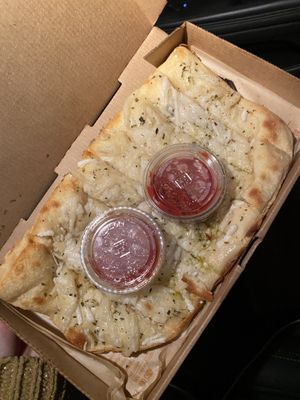 vegan cheesy bread at Blaze Pizza in Gainesville