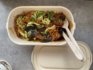 Hokkien Yee Mee RM18

Extra RM2 Charges for Takeaway Container
 at Green Bamboo Organic Shop in Kuala Lumpur