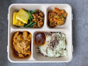 1马来香兰叶椰油饭 Nasi Lemak Pandan RM22
comes with dry curried organic chickpeas, pan fried organic turmeric tofu, homemade sambal, organic acar, rendang hericium mushroo at Green Bamboo Organic Shop in Kuala Lumpur
