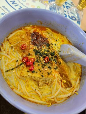 Laksa ~ 11/9/23 at Guan Yin Zai - Kebun Bahru in Northeast Singapore