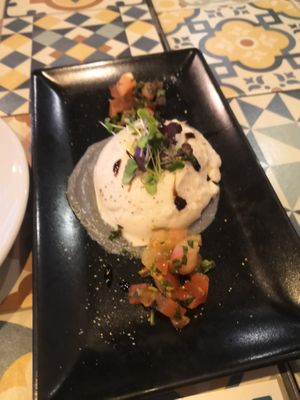 Burrata at VEGA - Luna in Madrid