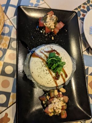 Burrata at VEGA - Luna in Madrid