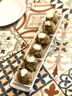 Croquetas de espinacas y "parmesano" con veganesa
de anacardos  at VEGA - Luna in Madrid