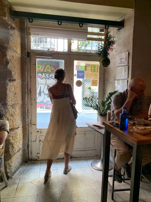 Inside at VEGA - Luna in Madrid