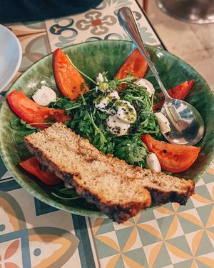 Burrata salad #Veganuary at VEGA - Luna in Madrid