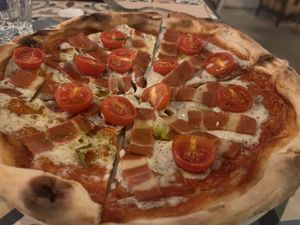 Pizza  at VEGA - Luna in Madrid